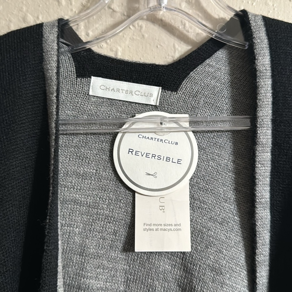 CHARTER CLUB REVERSIBLE PONCHO - Picture 4 of 7